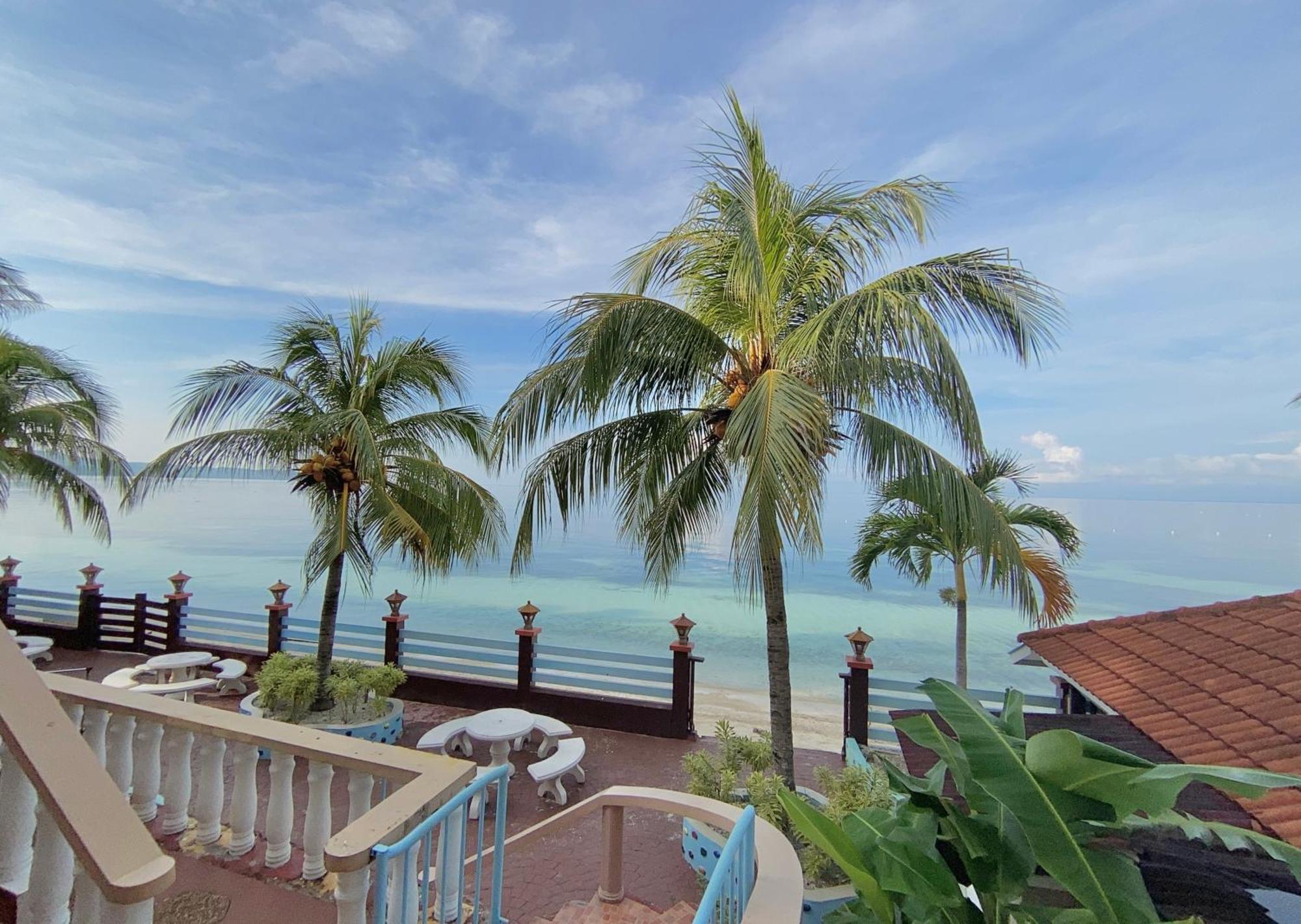 Casaroyal Beachfront Siquijor Bagian luar foto
