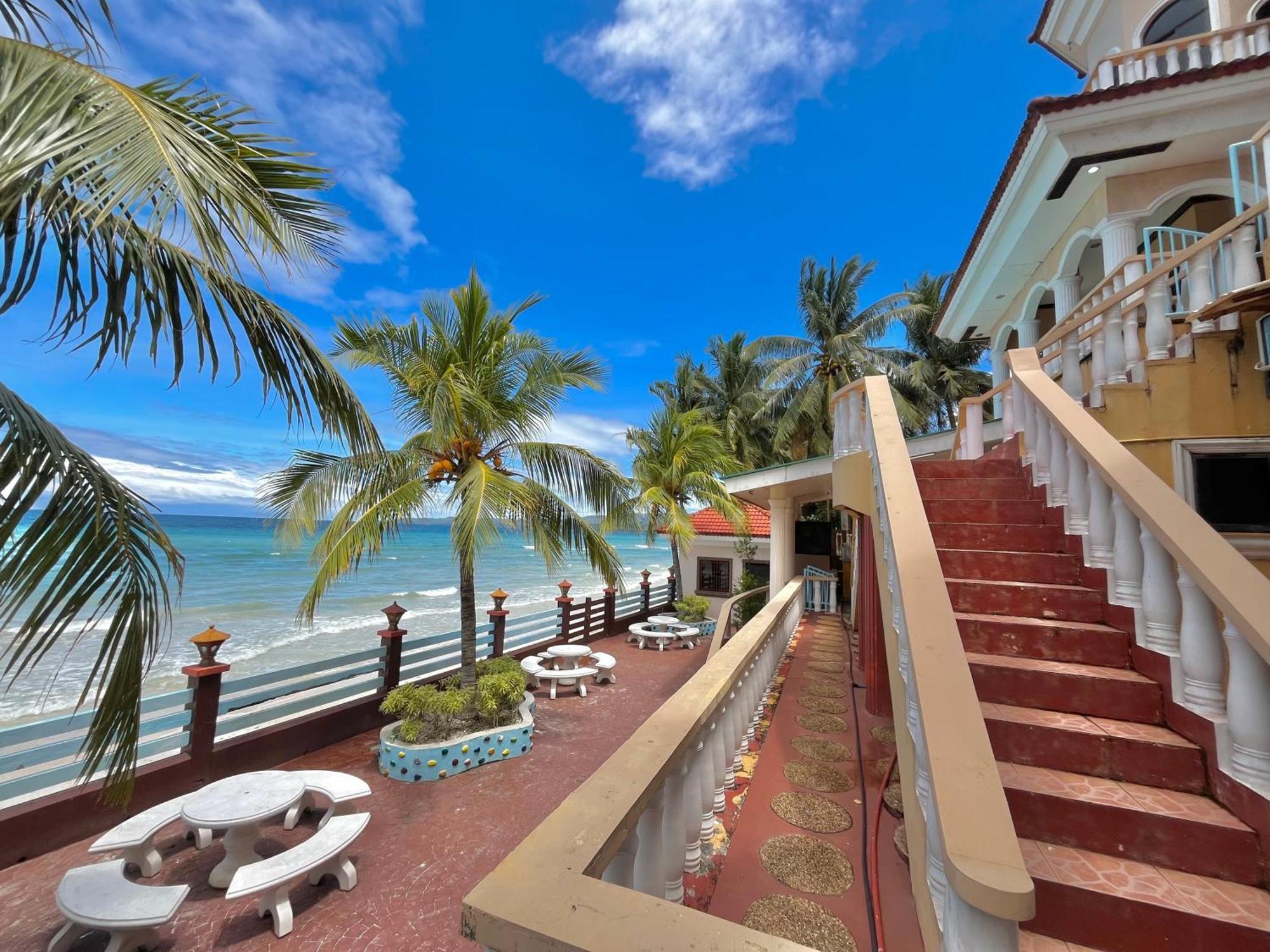 Casaroyal Beachfront Siquijor Bagian luar foto